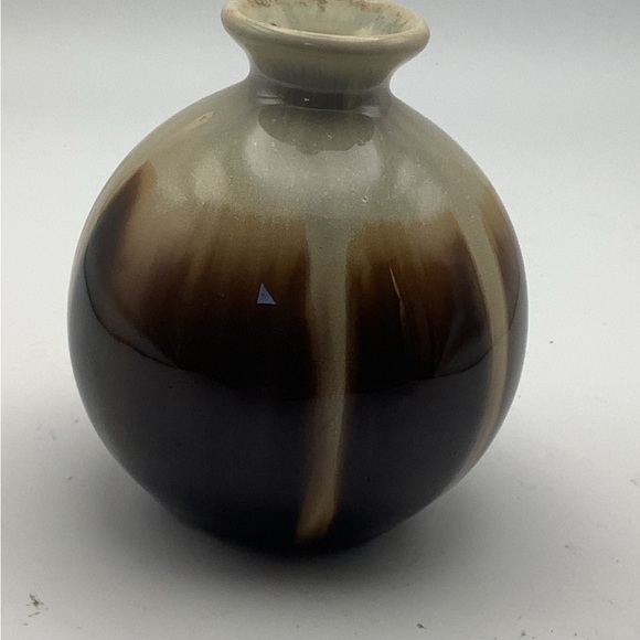 Tan & Brown Round Pottery Vase - Picture 2 of 7